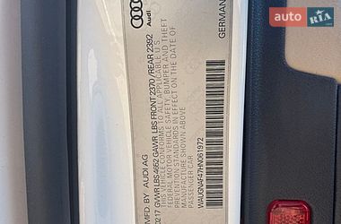 Седан Audi A4 2017 в Киеве