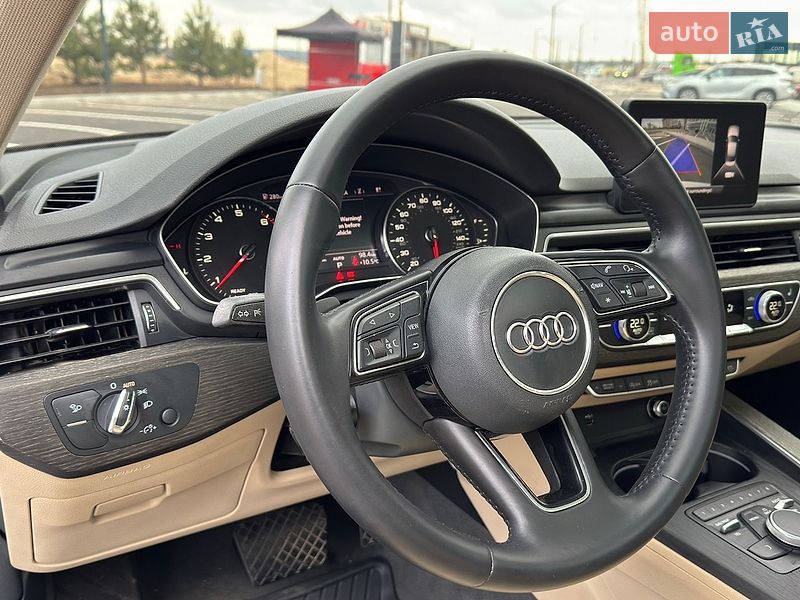 Седан Audi A4 2019 в Ровно