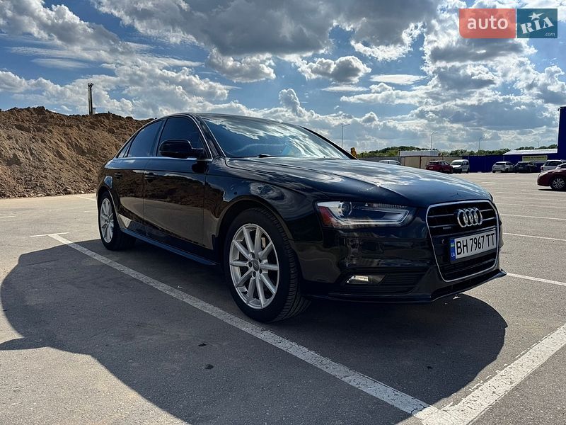Седан Audi A4 2015 в Кропивницком