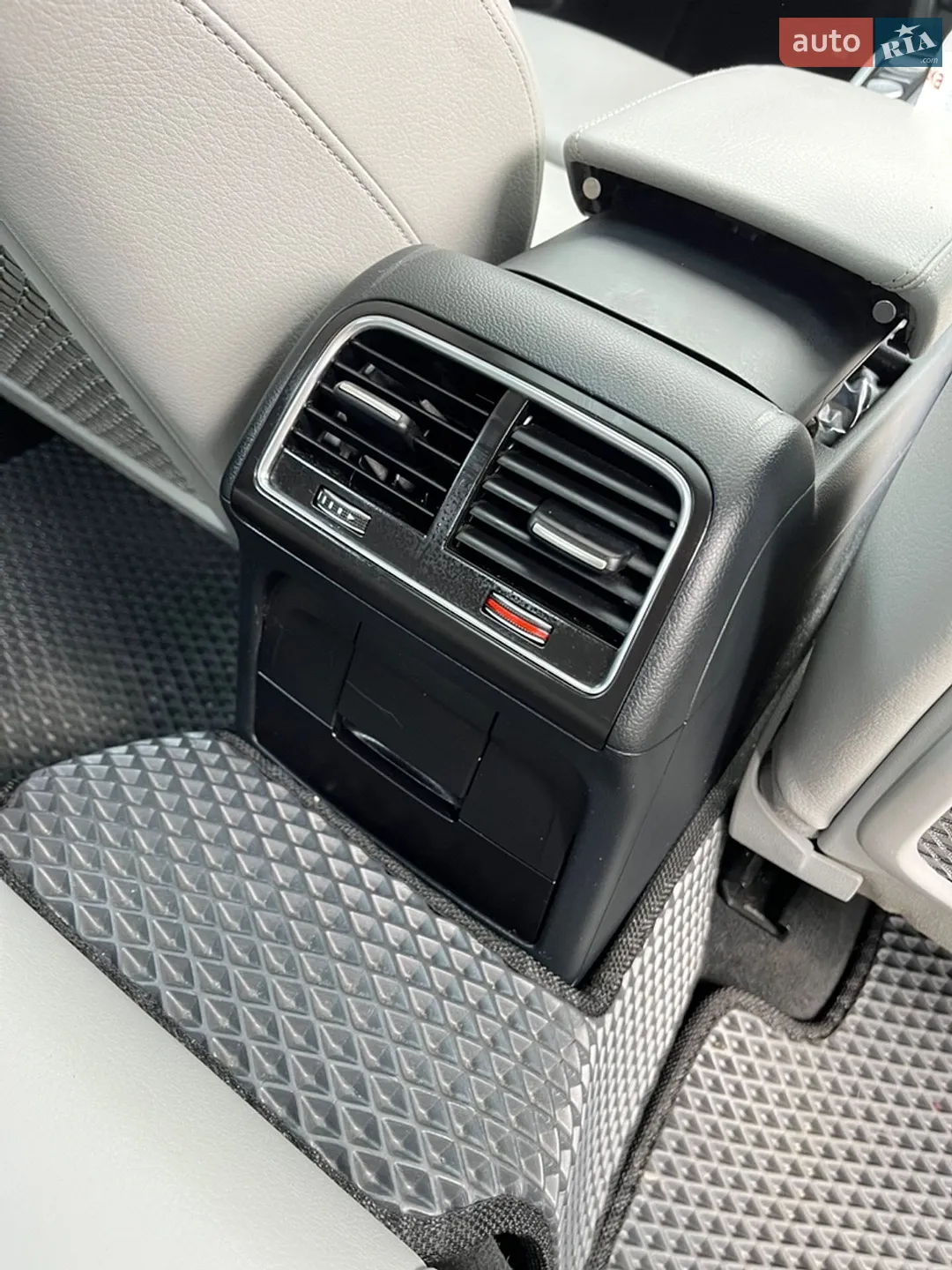 2013 Audi A4 - мініатюра 21
