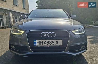 Седан Audi A4 2014 в Одессе