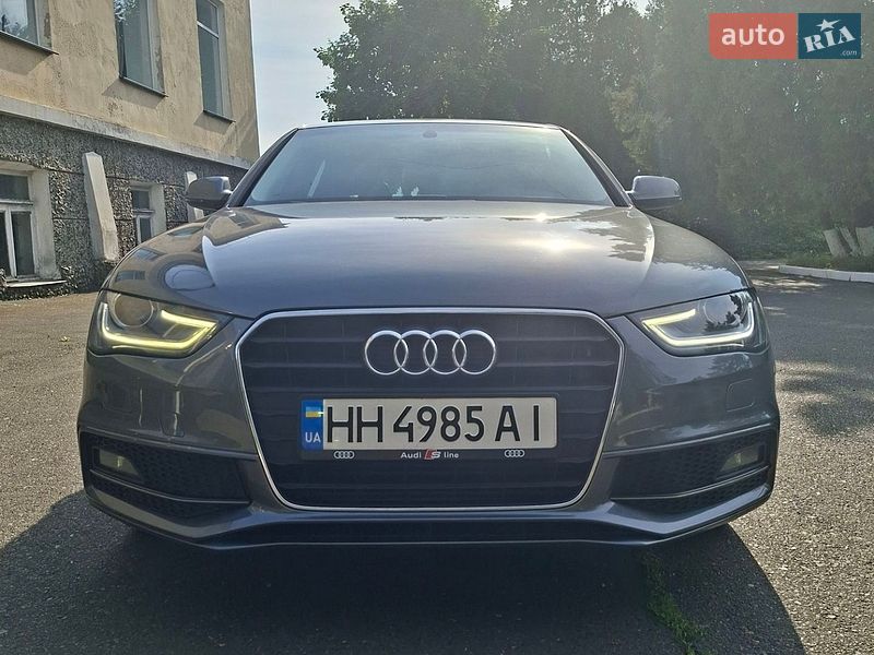Седан Audi A4 2014 в Одессе