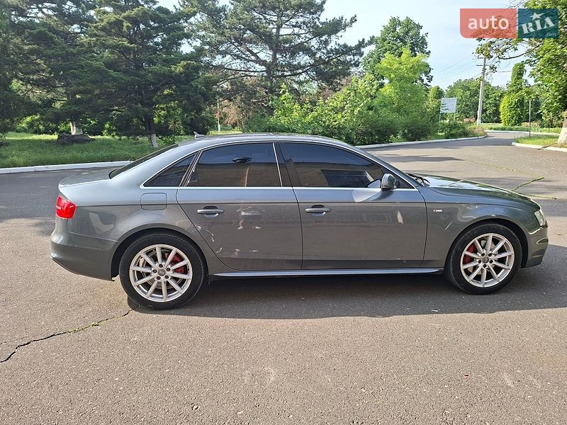 Седан Audi A4 2014 в Одессе