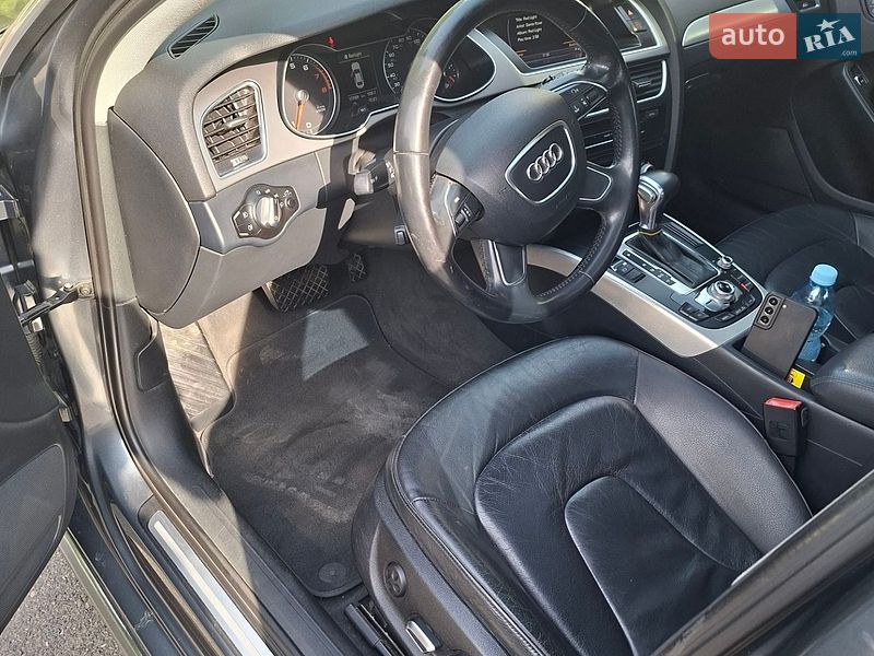 Седан Audi A4 2014 в Одессе