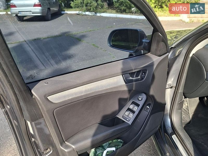 Седан Audi A4 2014 в Одессе