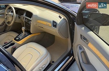 Седан Audi A4 2010 в Киеве