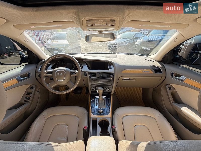 Седан Audi A4 2010 в Киеве