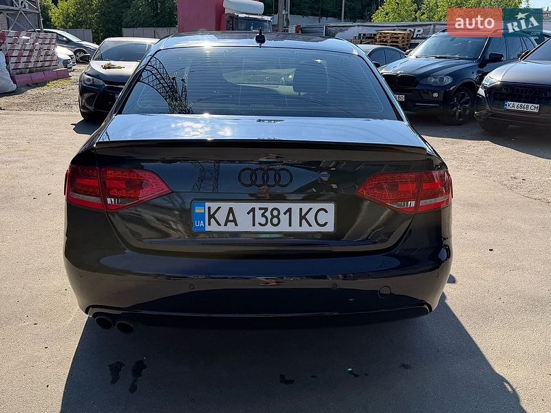 Седан Audi A4 2010 в Киеве