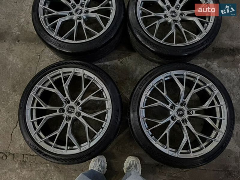 Седан Audi A4 2020 в Києві