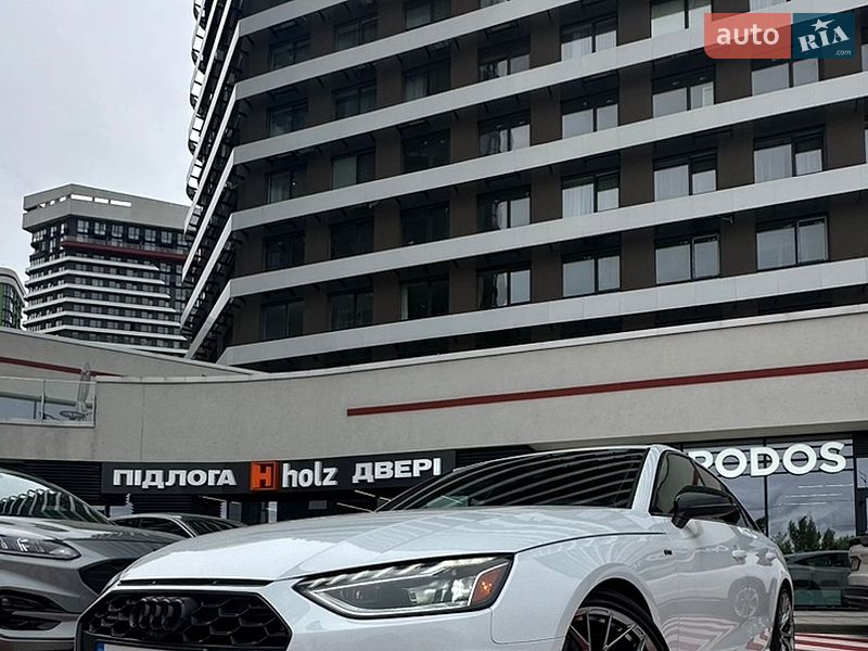 Седан Audi A4 2020 в Києві