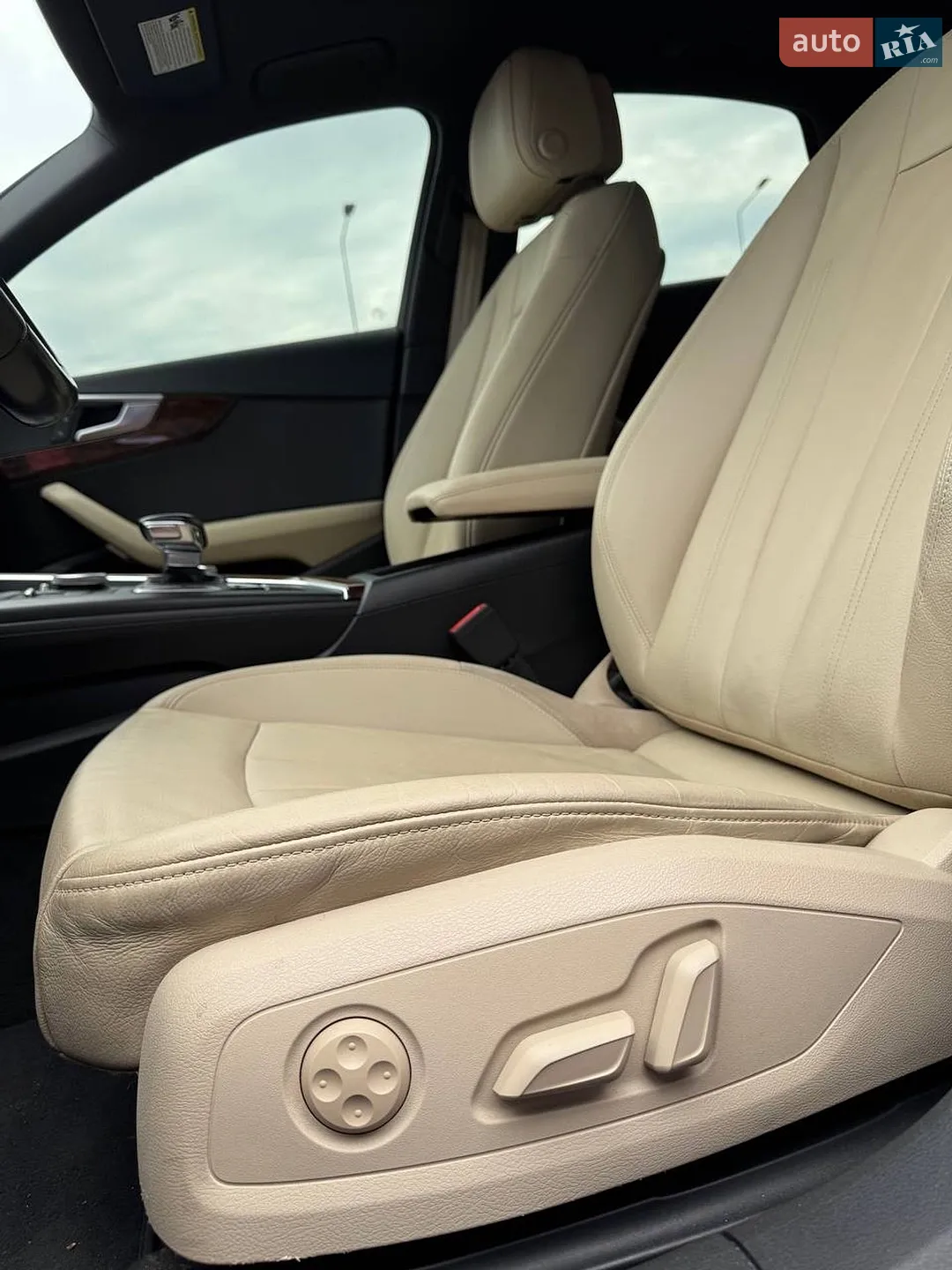 2016 Audi A4 - мініатюра 11