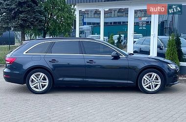 Универсал Audi A4 2018 в Львове