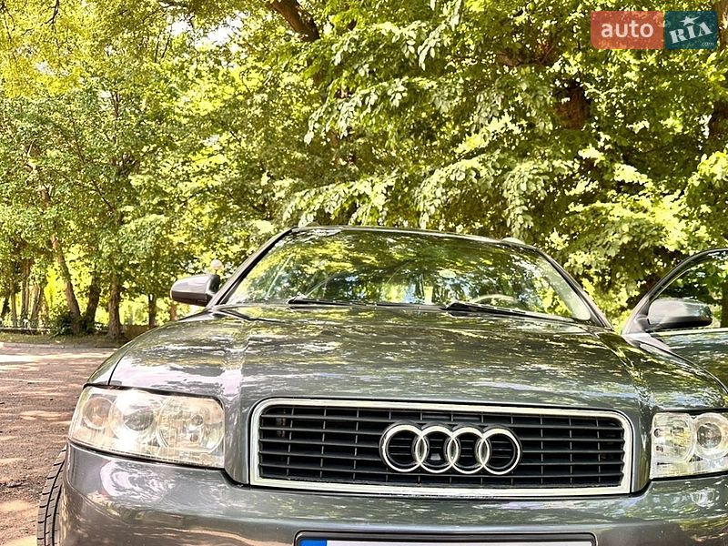 Универсал Audi A4 2001 в Горохове