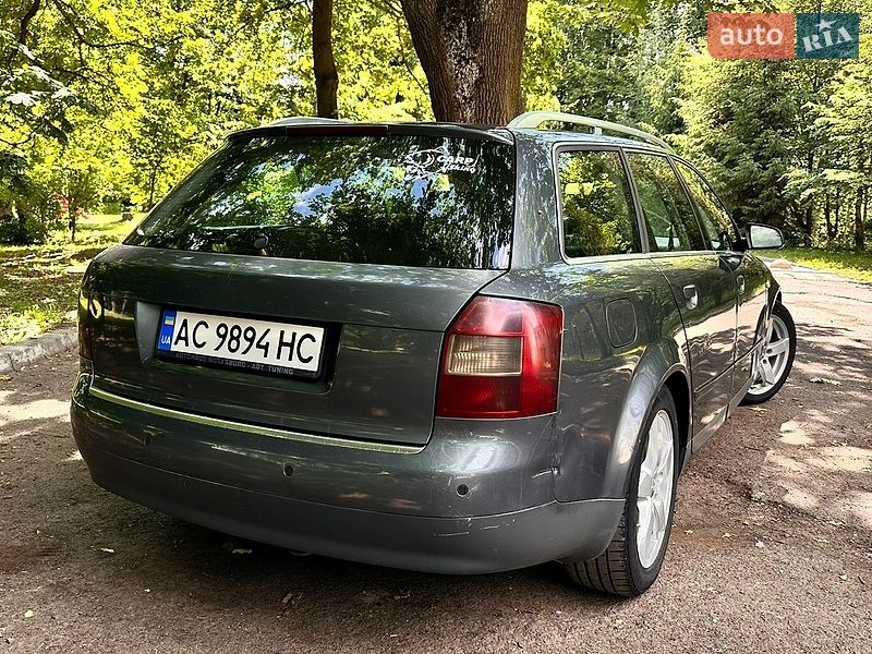 Универсал Audi A4 2001 в Горохове