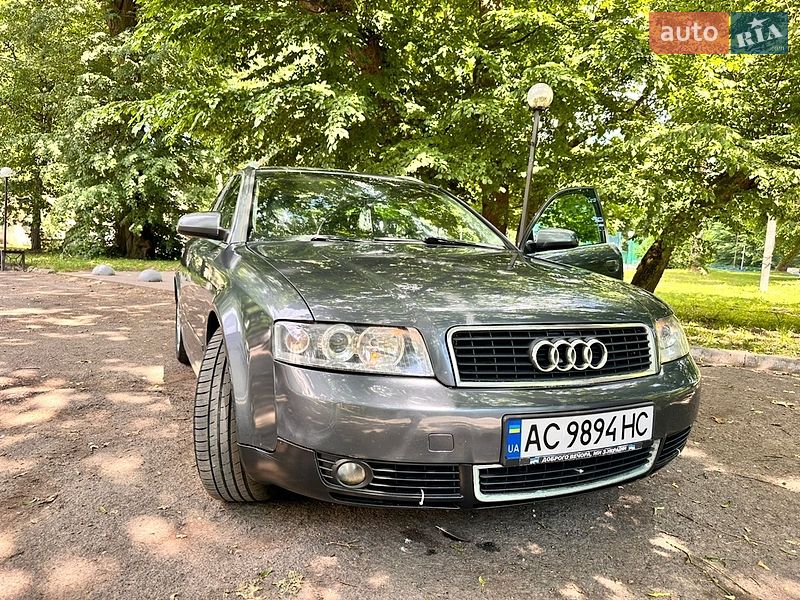 Универсал Audi A4 2001 в Горохове