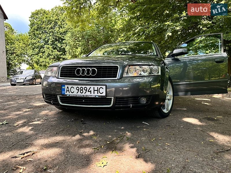 Универсал Audi A4 2001 в Горохове
