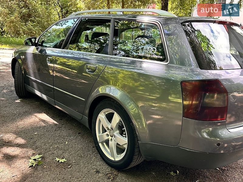 Универсал Audi A4 2001 в Горохове