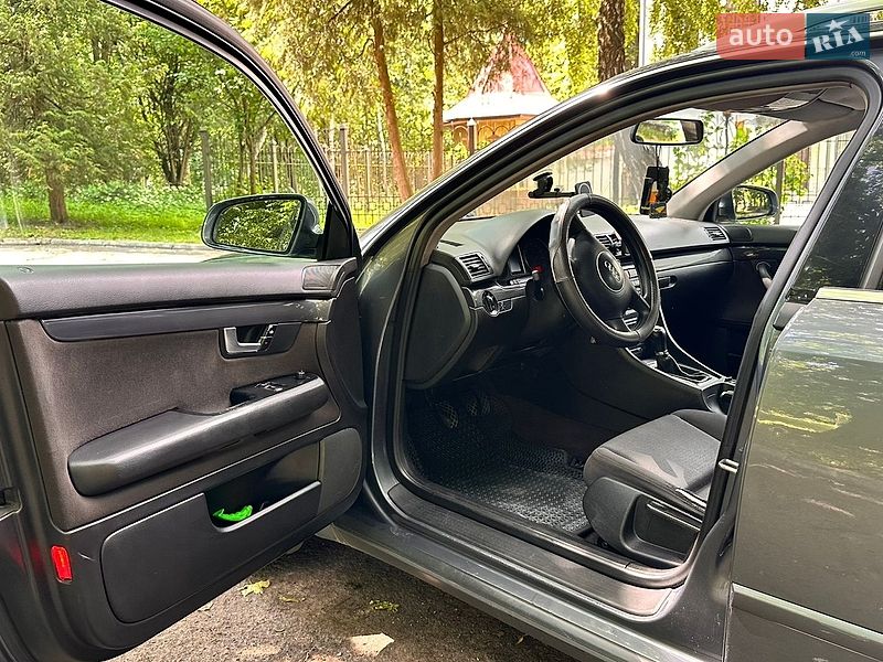 Универсал Audi A4 2001 в Горохове