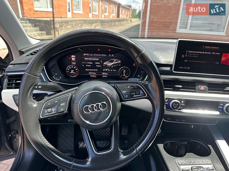 Седан Audi A4 2016 в Дрогобыче