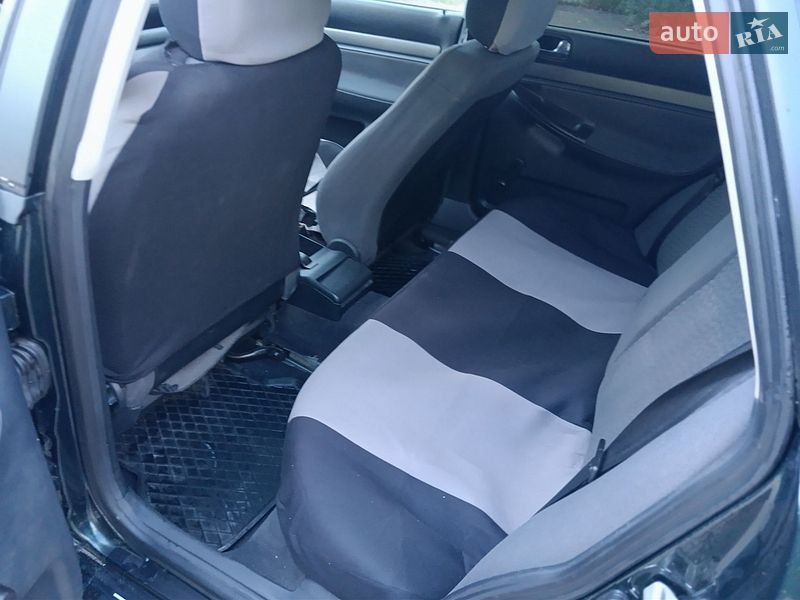 Седан Audi A4 1997 в Львові