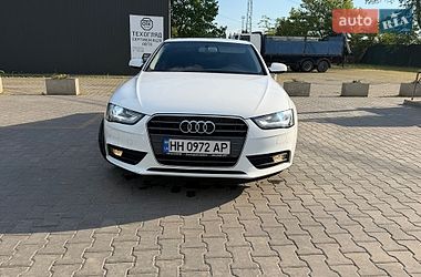Седан Audi A4 2015 в Одесі