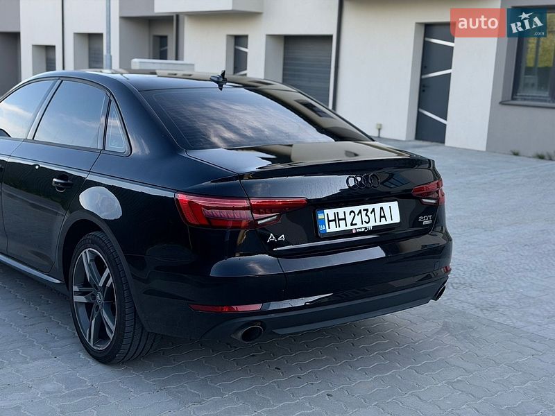 Седан Audi A4 2016 в Львові