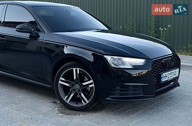 Седан Audi A4 2016 в Львові