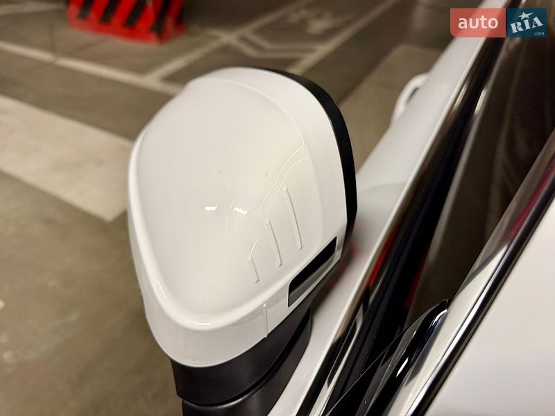 Седан Audi A4 2019 в Львові