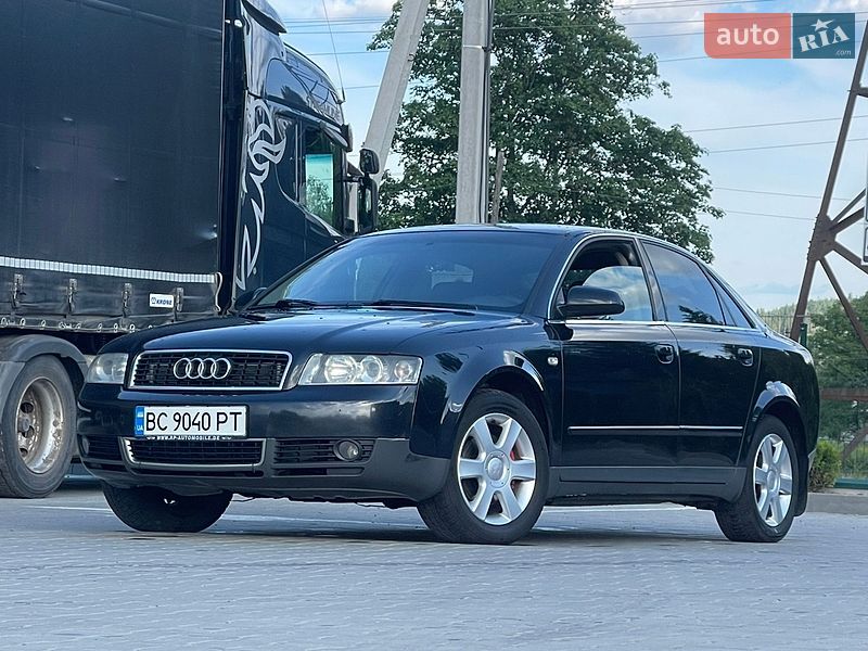 Седан Audi A4 2003 в Турке