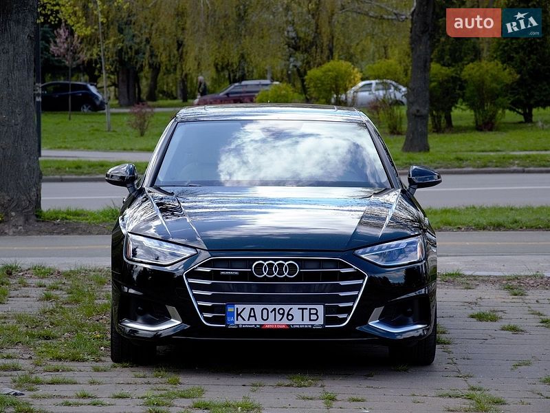 Седан Audi A4 2023 в Києві