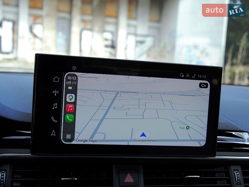 Седан Audi A4 2023 в Києві