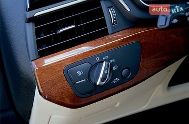 Седан Audi A4 2023 в Києві