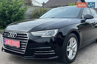 Седан Audi A4 2016 в Ровно