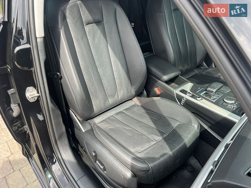 Седан Audi A4 2016 в Ровно
