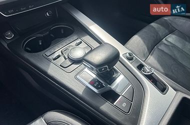 Седан Audi A4 2016 в Ровно