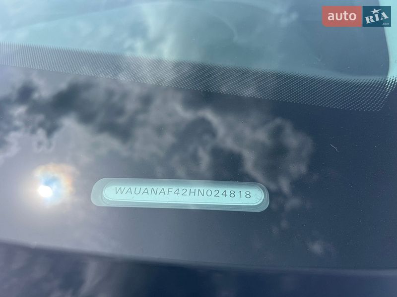 Седан Audi A4 2016 в Ровно