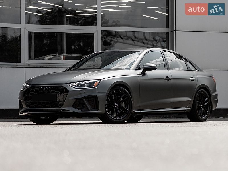 Седан Audi A4 2020 в Киеве