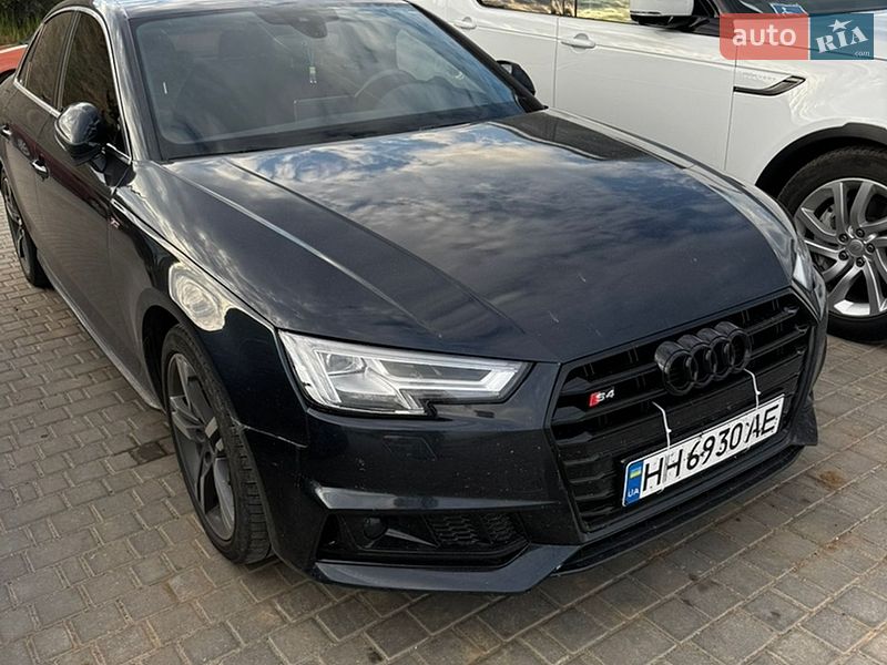 Audi A4 2016