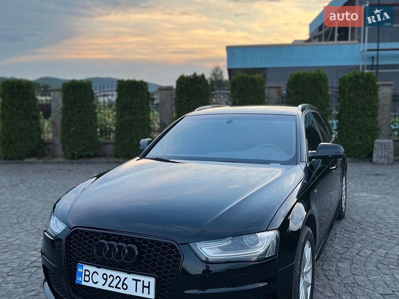 Универсал Audi A4 2013 в Жовкве