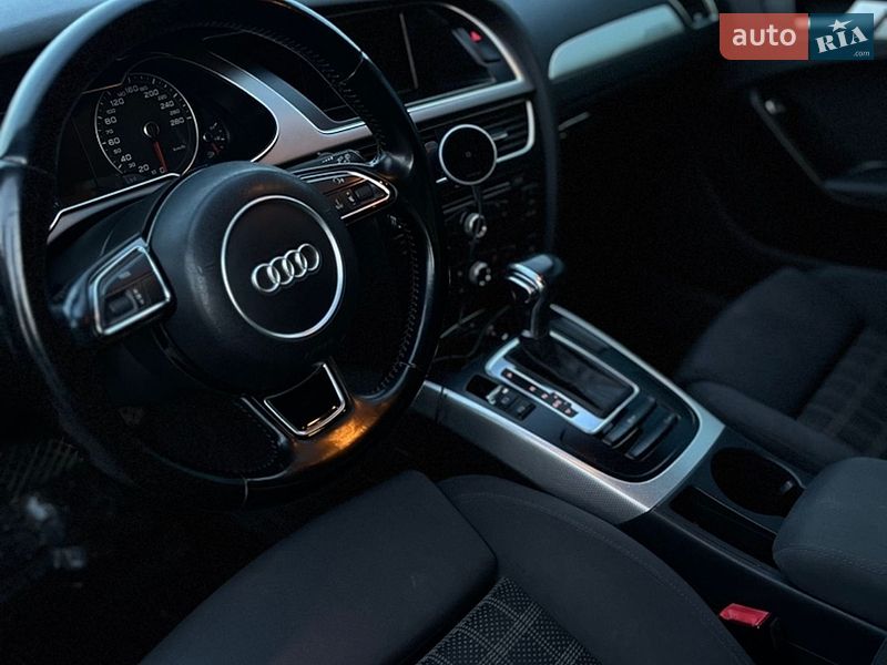 Универсал Audi A4 2013 в Жовкве