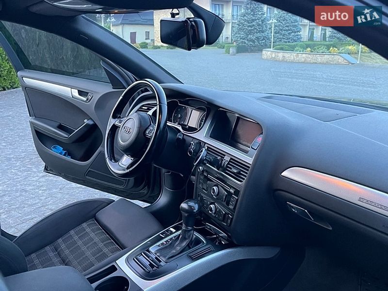 Универсал Audi A4 2013 в Жовкве
