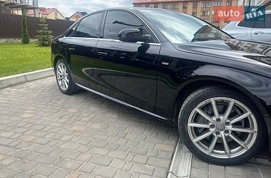 Седан Audi A4 2015 в Львові