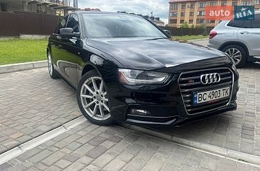 Седан Audi A4 2015 в Львові