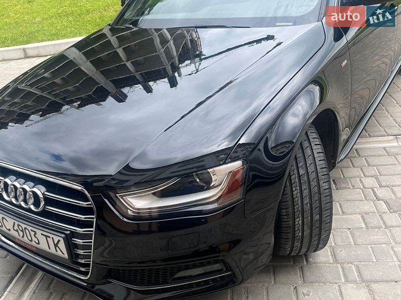 Седан Audi A4 2015 в Львові