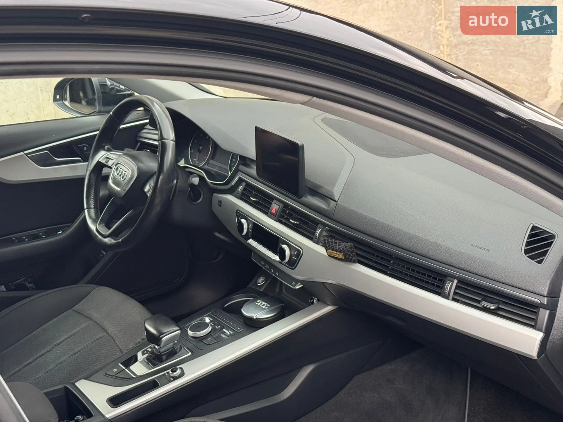 2016 Audi A4 - мініатюра 24