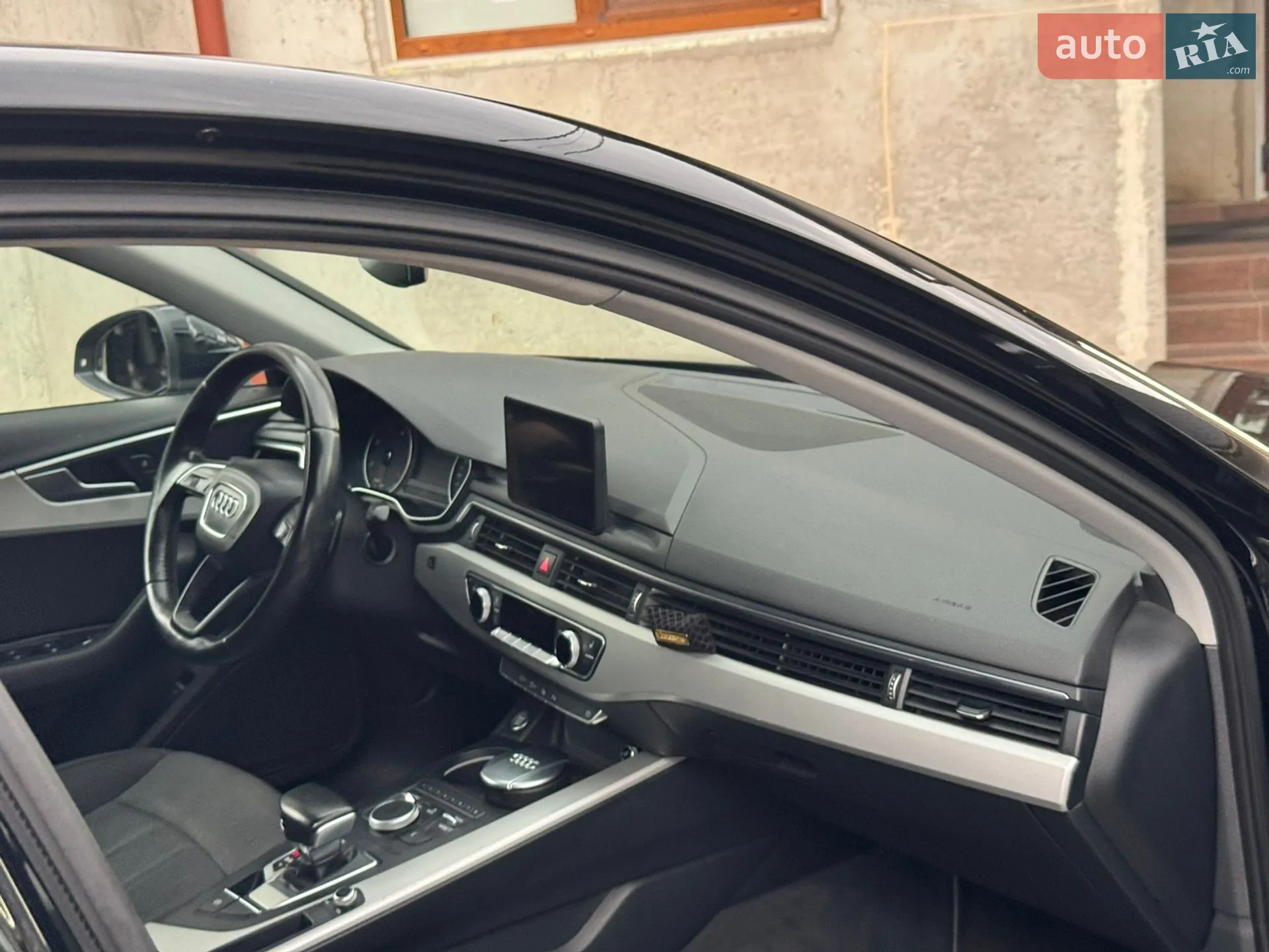 2016 Audi A4 - мініатюра 30
