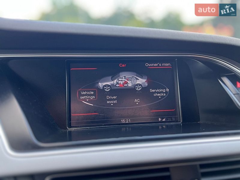 Седан Audi A4 2015 в Кременчуці