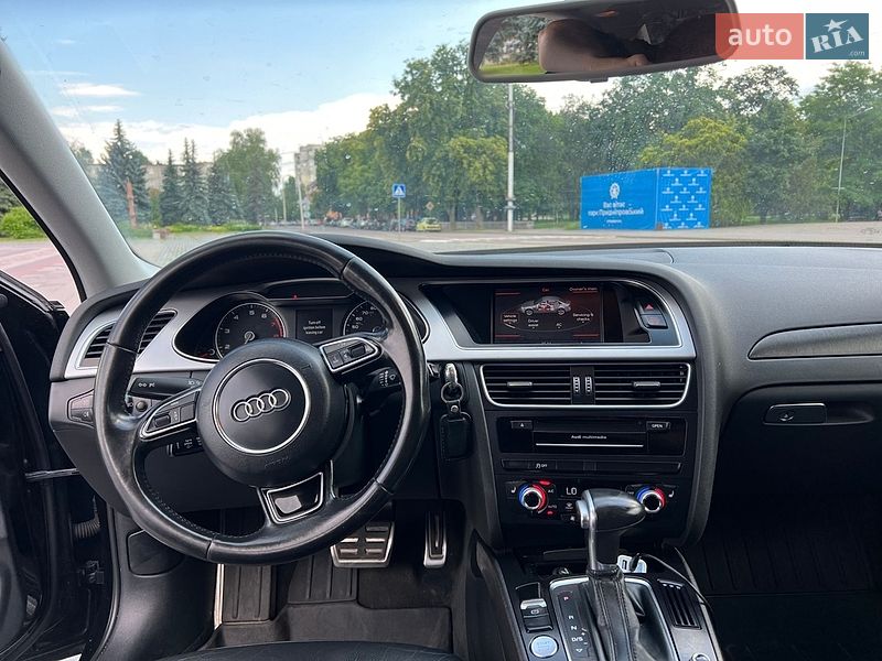 Седан Audi A4 2015 в Кременчуці