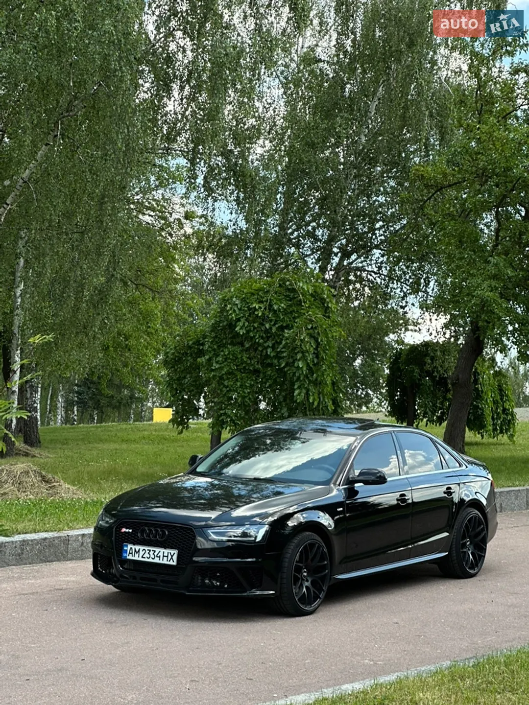 2013 Audi A4 - мініатюра 3