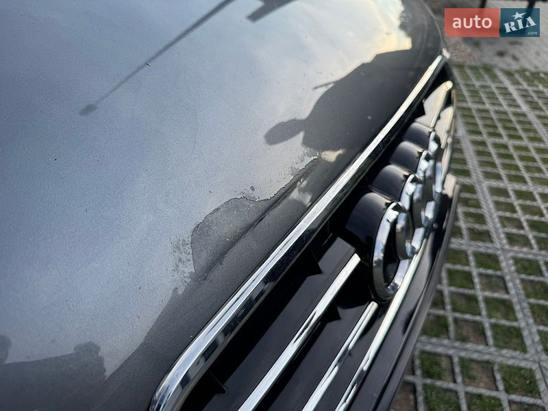 Седан Audi A4 2015 в Львові